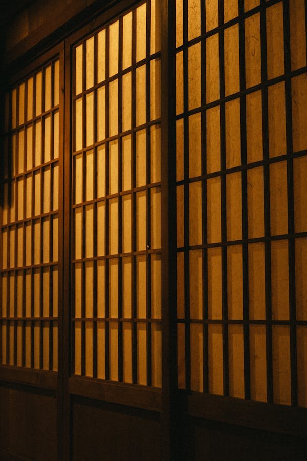 Cloison amovible bois design : l'art de l'agencement moderne